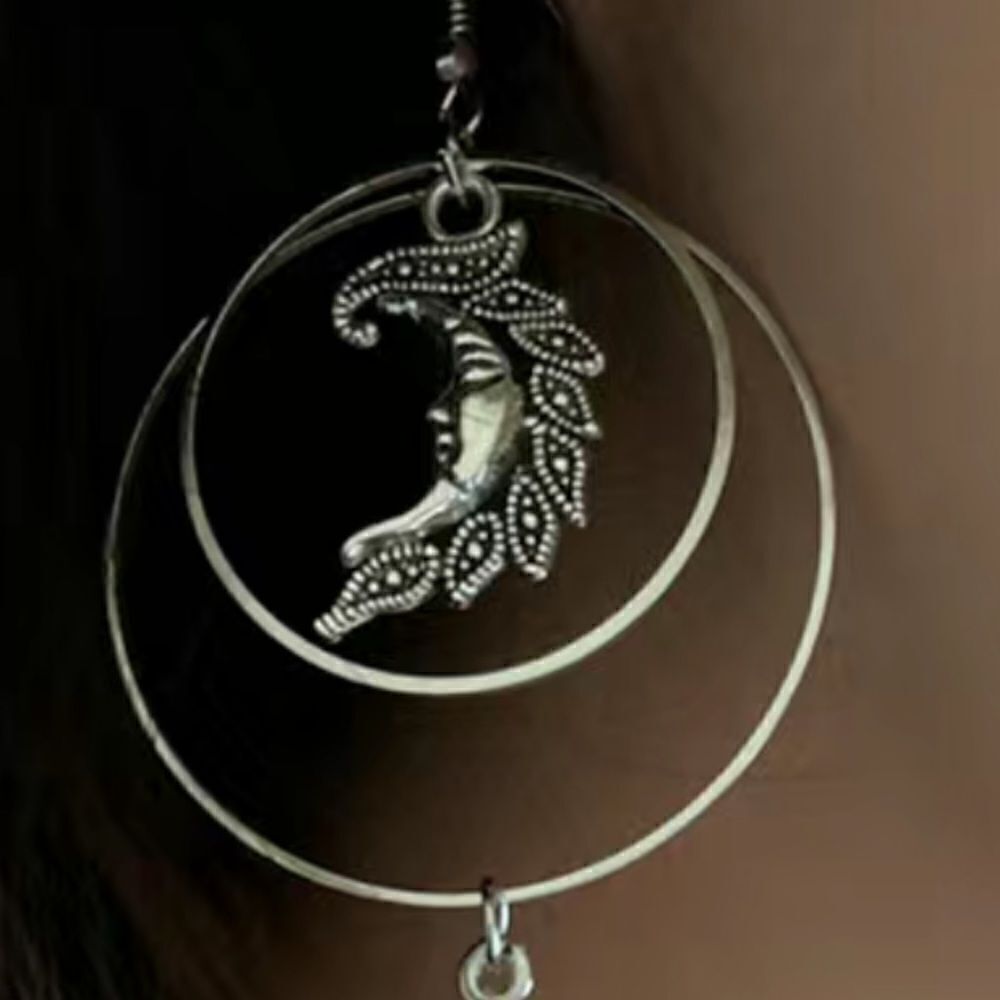 Celestial Hoop earrings Sun and Moon in silver - Picture 8 of 8